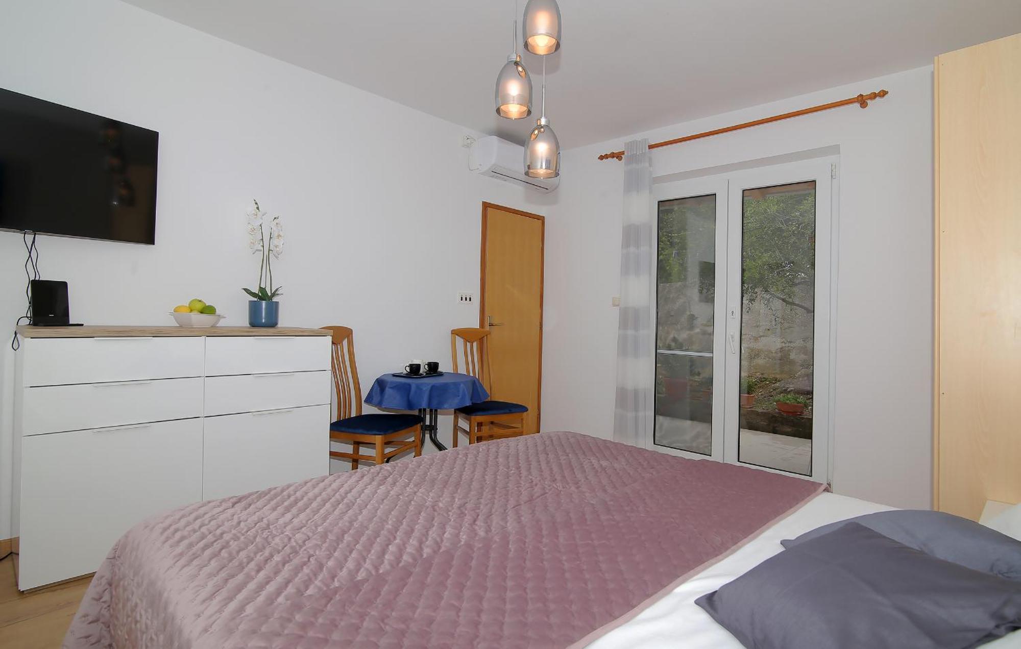 Apartmani Krmek 믈리니 외부 사진